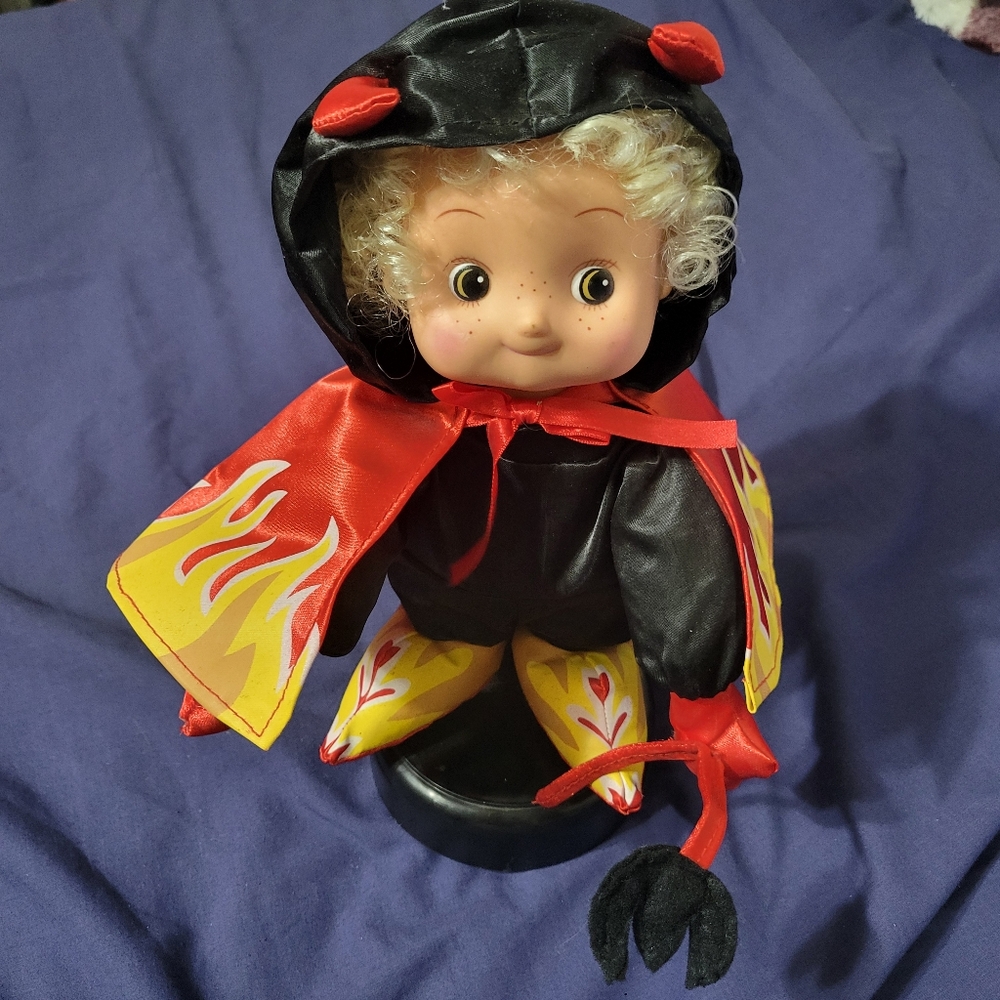 Vintage Padma Animated Halloween Motionette Girl Dressed Up Doll Toy 12"Untested